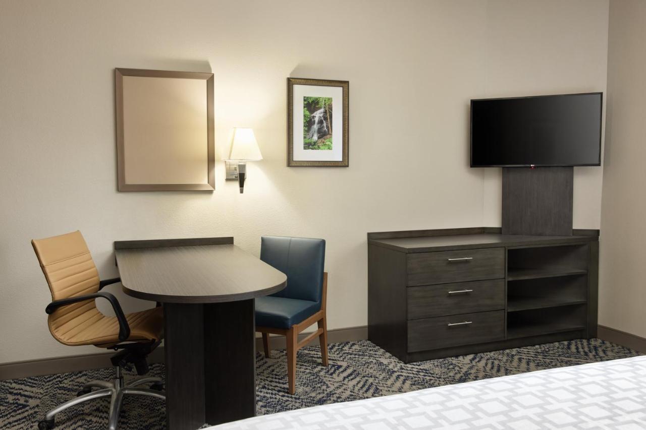 Candlewood Suites Charleston-Northwoods By Ihg Север Чарлстон Экстерьер фото