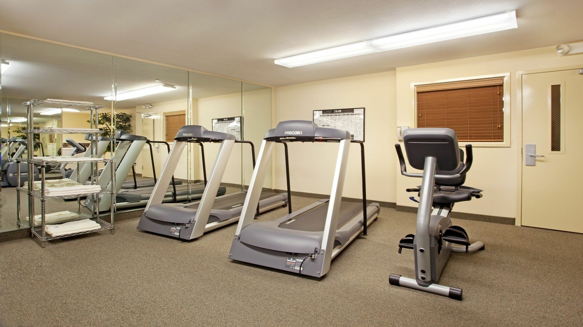 Candlewood Suites Charleston-Northwoods By Ihg Север Чарлстон Экстерьер фото