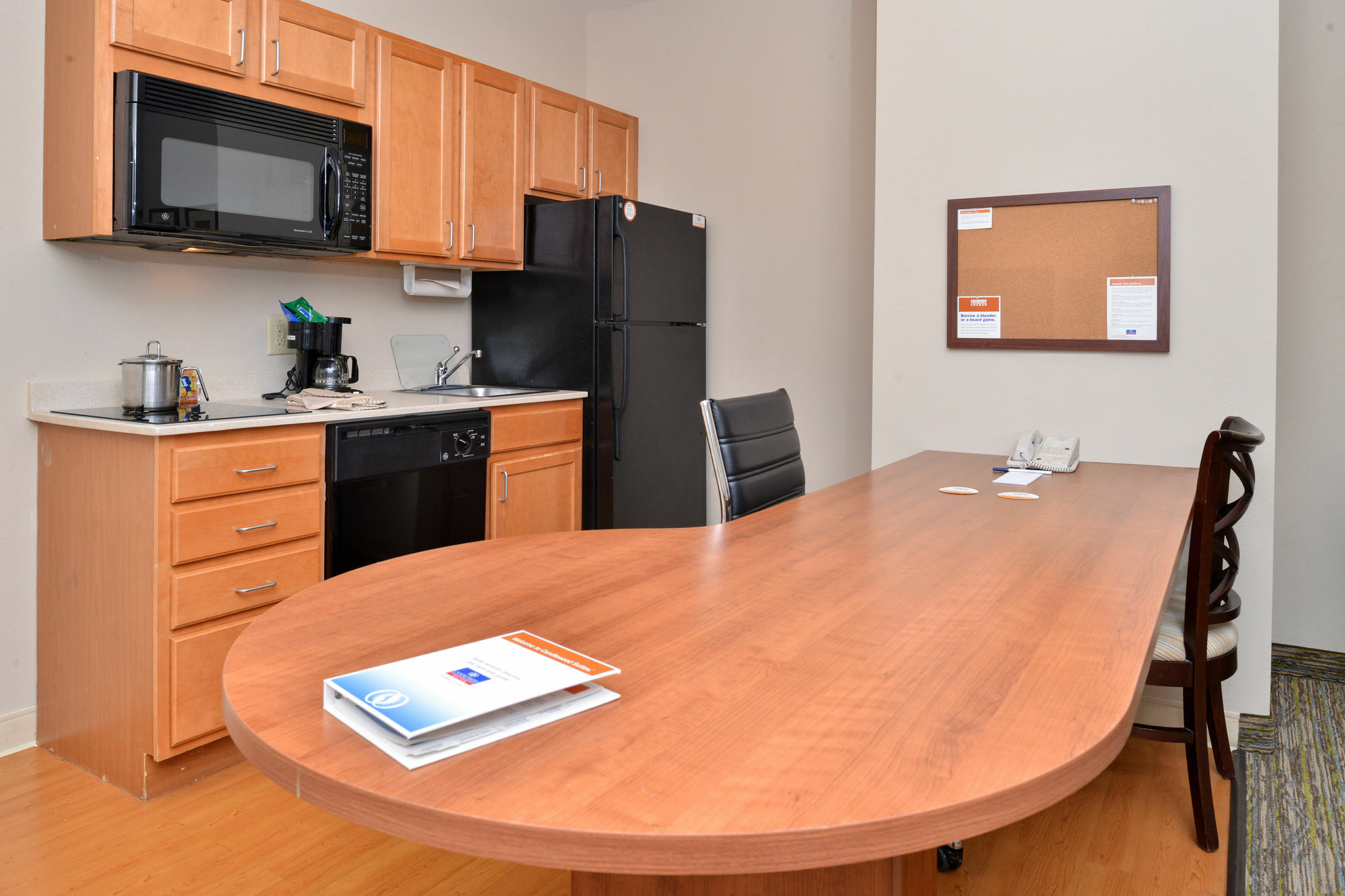 Candlewood Suites Charleston-Northwoods By Ihg Север Чарлстон Экстерьер фото